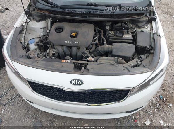3KPFL4A73HE130295 2017 KIA FORTE Белый Вид сзади