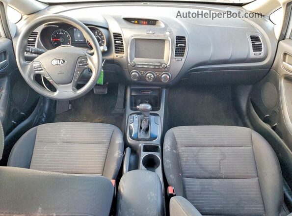 3KPFL4A73JE224280 2018 KIA FORTE Silver წინა პანელის ხედი