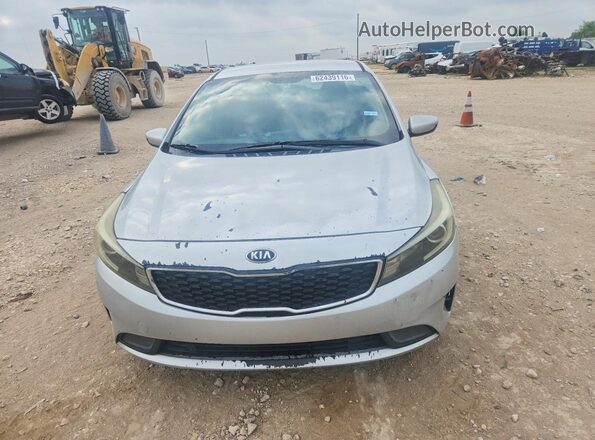3KPFL4A74HE152144 2017 KIA FORTE Silver Դիմացի տեսք