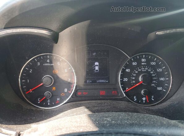 3KPFL4A74JE205348 2018 KIA FORTE Серебряный Вид щитка приборов