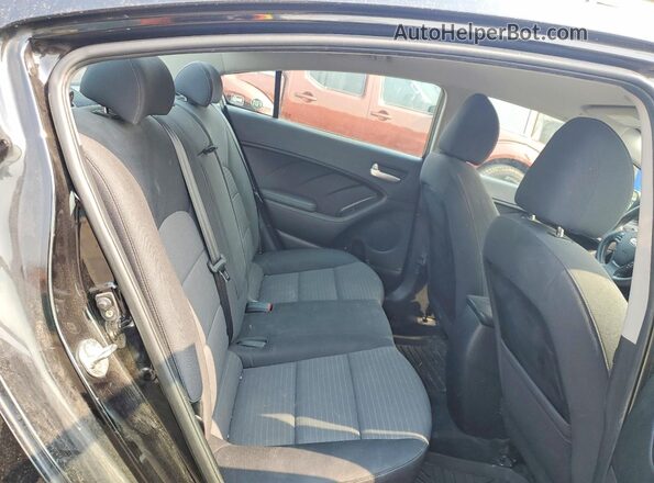 3KPFL4A75JE164311 2018 KIA FORTE Black Rear seats view