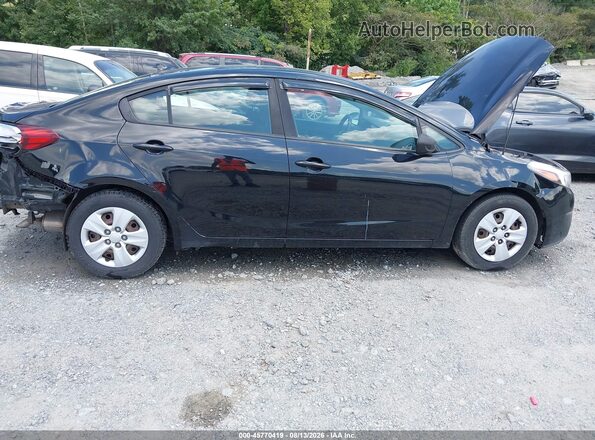 3KPFL4A77HE118943 2017 KIA FORTE Black Widok zestawu wskaźników
