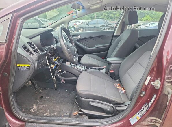 3KPFL4A77JE196533 2018 KIA FORTE Purple Front interior view