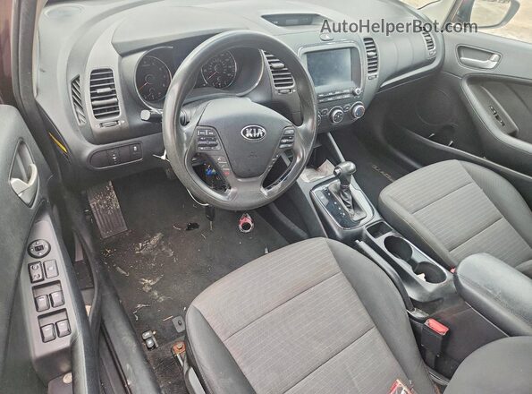 3KPFL4A77JE196533 2018 KIA FORTE Purple Dashboard view