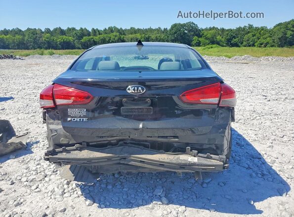 3KPFL4A79JE283902 2018 KIA FORTE Black Rear view