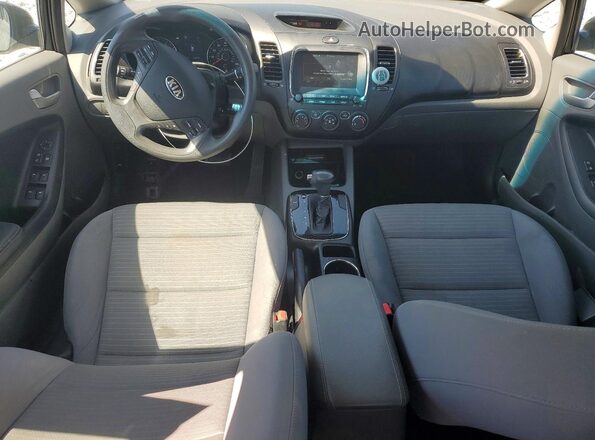 3KPFL4A79JE283902 2018 KIA FORTE Black Dashboard view