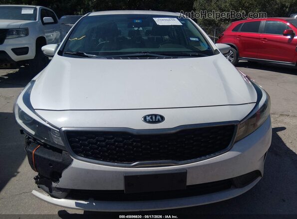 3KPFL4A7XHE102266 2017 KIA FORTE White Vista frontal
