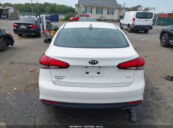 3KPFL4A80HE093781 2017 KIA FORTE Белый 