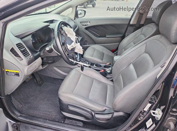 3KPFL4A8XHE005223 2017 KIA FORTE Black Սալոնի դիմացի տեսք