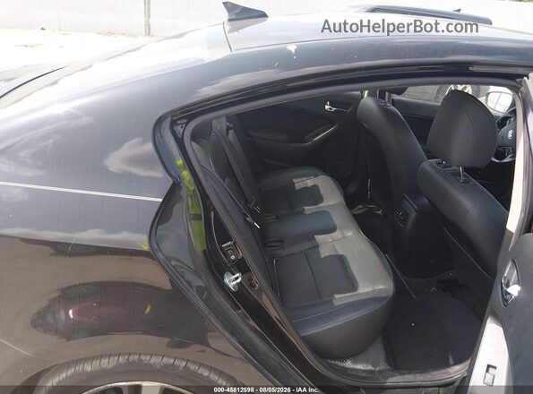 3KPFN4A82HE112809 2017 KIA FORTE Black Vista de la etiqueta del VIN