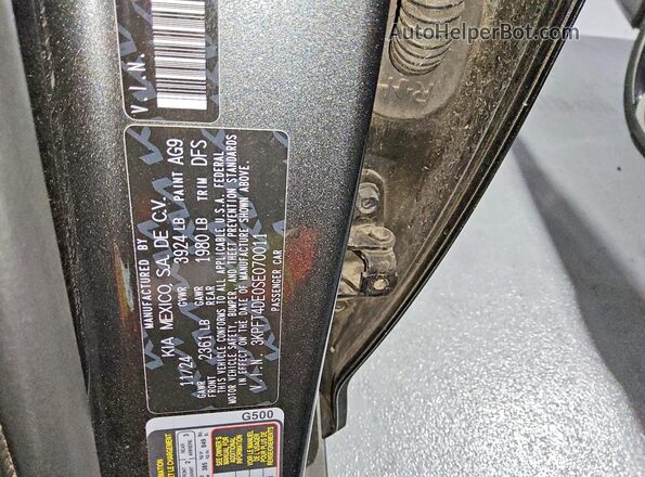 3KPFT4DE0SE070011 2025 KIA K4 Gray VIN კოდის სტიკერის ხედი