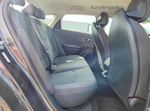 3KPFT4DE0SE088251 2025 KIA K4 Серый Вид задних сидений