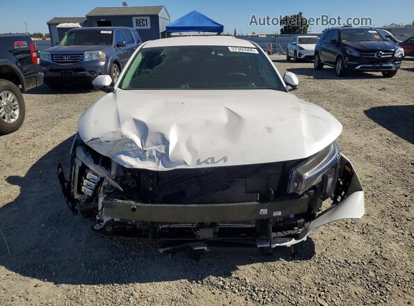 3KPFT4DE0SE206489 2025 KIA K4 White Front view