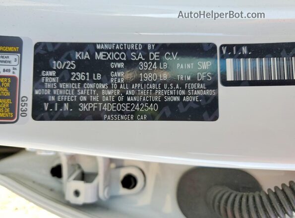 3KPFT4DE0SE242540 2025 KIA K4 White ძრავის განყოფილების ხედი