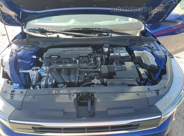 3KPFT4DE0SE249701 2025 KIA K4 Blue Vista interior trasera