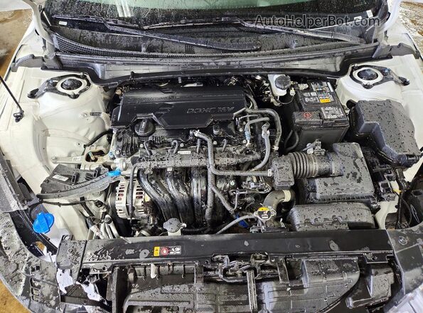 3KPFT4DE0TE319232 2026 KIA K4 White Vista interior trasera