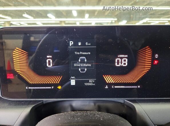 3KPFT4DE0TE319232 2026 KIA K4 White Vista del cuadro de instrumentos