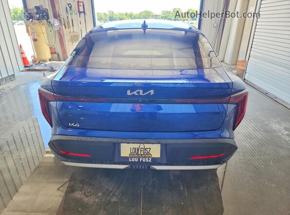 3KPFT4DE1SE004230 2025 KIA K4 Blue უკანა ხედი