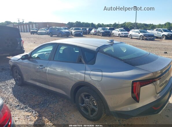 3KPFT4DE1SE097167 2025 KIA K4 Silver სალონის 360-გრადუსიანი ხედი
