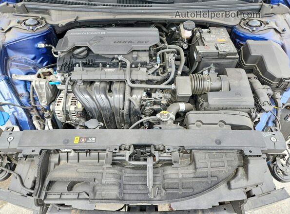 3KPFT4DE1SE097752 2025 KIA K4 Blue Vista interior trasera