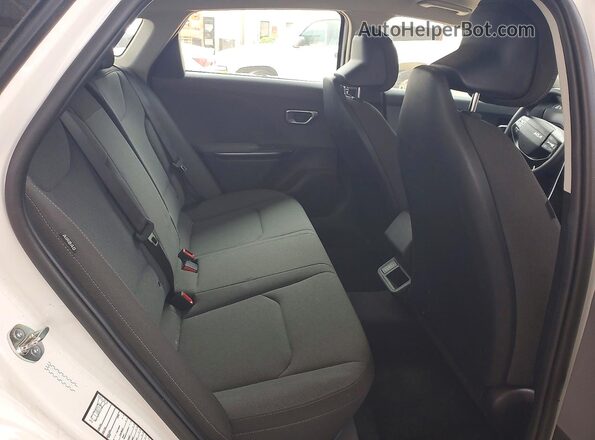 3KPFT4DE1SE132841 2025 KIA K4 White Rear seats view
