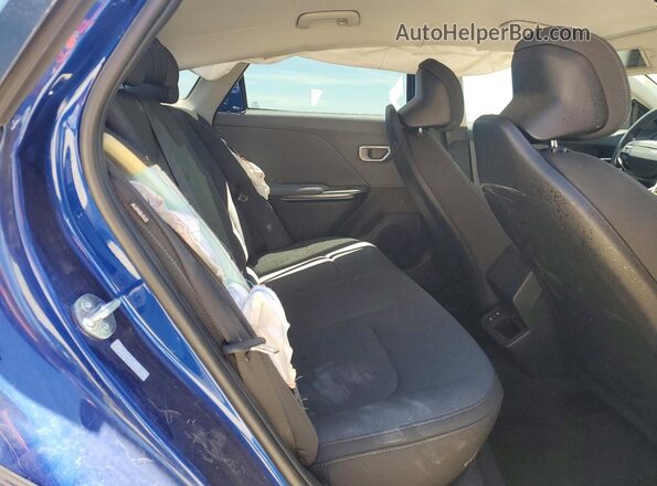 3KPFT4DE1SE147288 2025 KIA K4 Blue Widok tylnych siedzeń