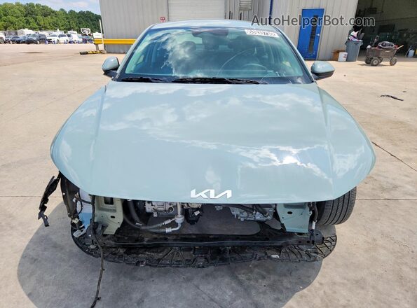 3KPFT4DE1SE207540 2025 KIA K4 Turquoise Front view