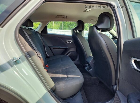 3KPFT4DE1TE314752 2026 KIA K4 Turquoise Вид задніх сидінь
