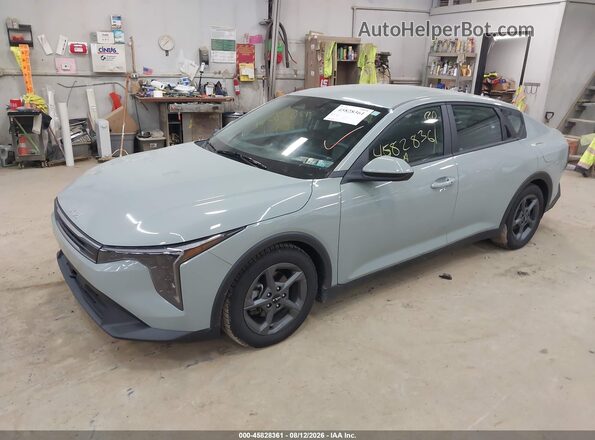 3KPFT4DE2SE022087 2025 KIA K4 Серый Передняя левая четверть