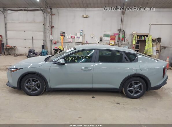 3KPFT4DE2SE022087 2025 KIA K4 Серый Панорамный вид салона 360°