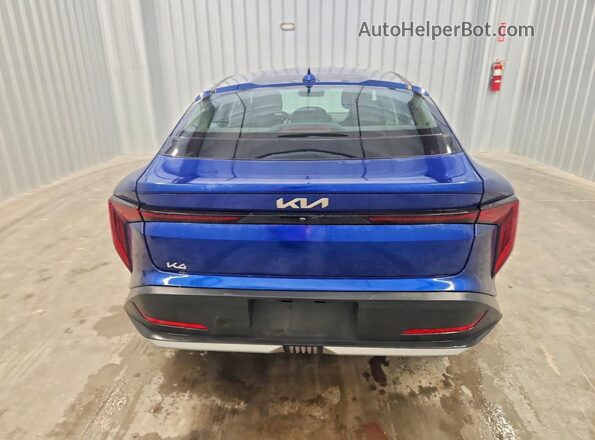 3KPFT4DE2SE106099 2025 KIA K4 Blue Հետևի տեսք