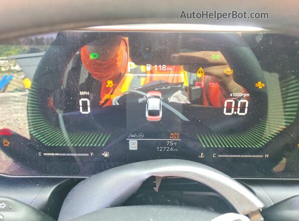 3KPFT4DE2SE158803 2025 KIA K4 Charcoal Vista del cuadro de instrumentos