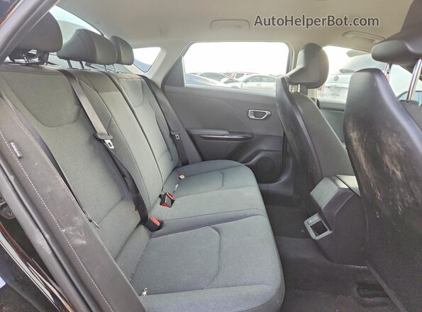 3KPFT4DE2SE213640 2025 KIA K4 Black Вид задніх сидінь