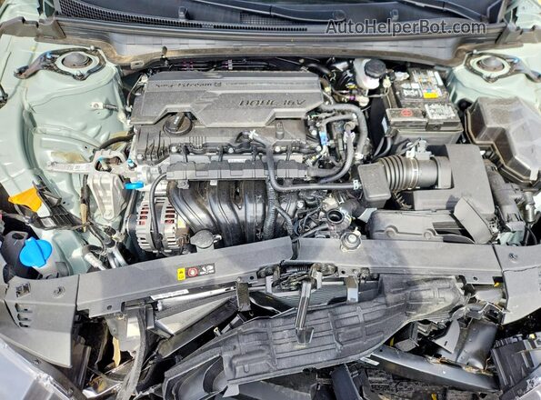 3KPFT4DE2TE314792 2026 KIA K4 Gray Rear interior view