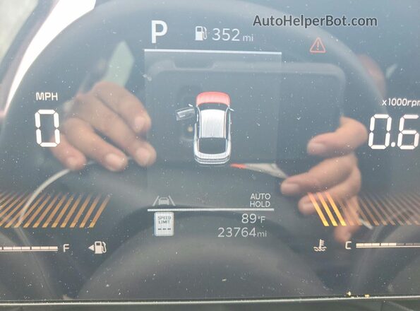 3KPFT4DE3SE086929 2025 KIA K4 Gray ხელსაწყოთა პანელის ხედი