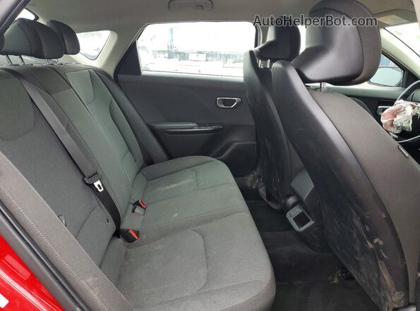 3KPFT4DE3SE091323 2025 KIA K4 Red უკანა სავარძლების ხედი