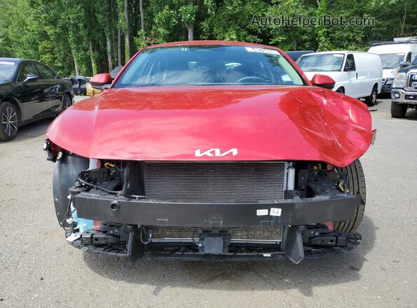 3KPFT4DE3SE101381 2025 KIA K4 Red Սալոնի 360 աստիճան տեսք