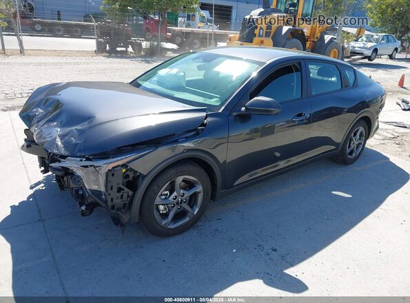 3KPFT4DE3SE166585 2025 KIA K4 Gray Передня ліва чверть