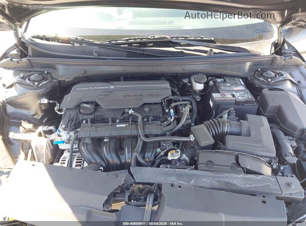 3KPFT4DE3SE166585 2025 KIA K4 Gray Вид ззаду