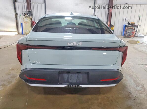 3KPFT4DE3SE217261 2025 KIA K4 Gray უკანა ხედი