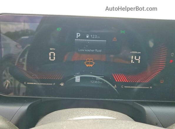 3KPFT4DE3SE217261 2025 KIA K4 Gray ხელსაწყოთა პანელის ხედი
