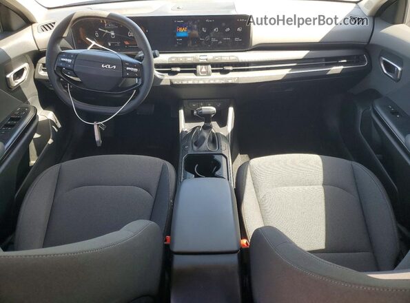 3KPFT4DE4SE027663 2025 KIA K4 Blue წინა პანელის ხედი