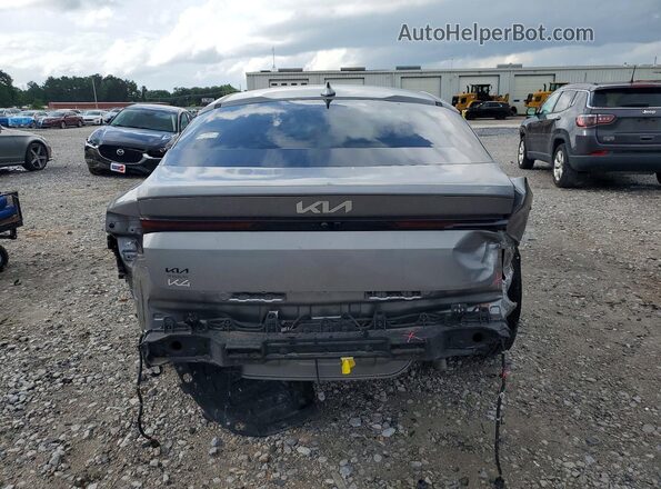 3KPFT4DE4SE028618 2025 KIA K4 Gray უკანა ხედი
