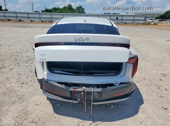 3KPFT4DE4SE078595 2025 KIA K4 White Rear view