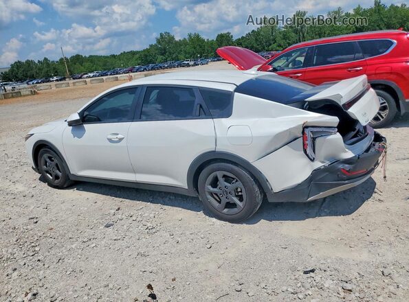 3KPFT4DE4SE078595 2025 KIA K4 White Rear left