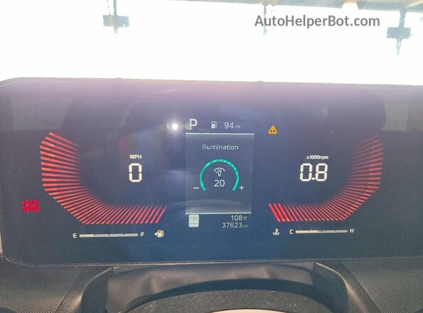 3KPFT4DE4SE084476 2025 KIA K4 Gray Vista del cuadro de instrumentos