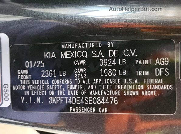 3KPFT4DE4SE084476 2025 KIA K4 Gray Vista del compartimento del motor