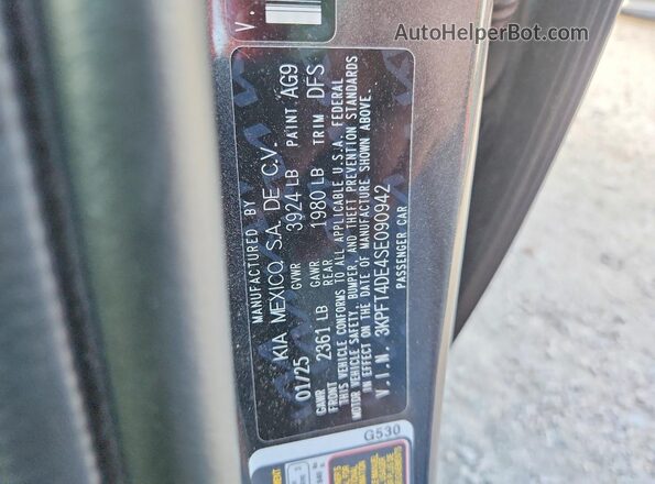 3KPFT4DE4SE090942 2025 KIA K4 Charcoal ძრავის განყოფილების ხედი