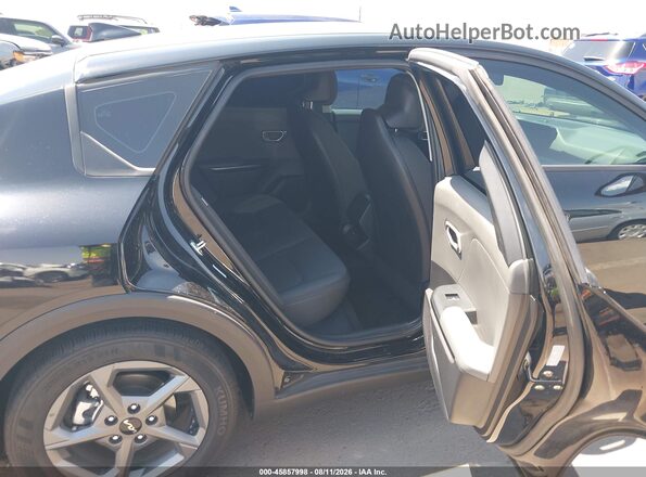 3KPFT4DE4SE097616 2025 KIA K4 Black VIN sticker view
