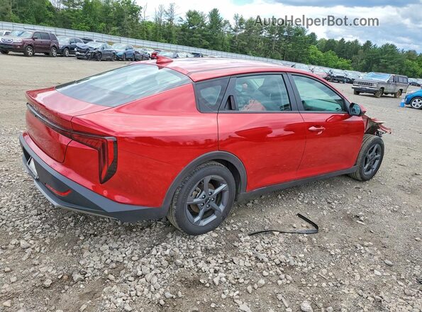 3KPFT4DE4SE137242 2025 KIA K4 Red Rear right